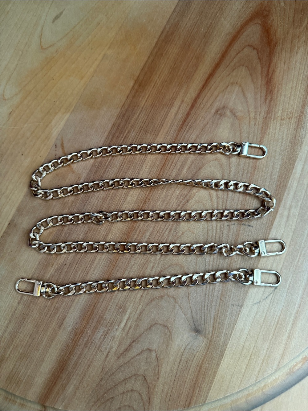 Gold crossbody strap with adjustable extender - Picture 3 of 5